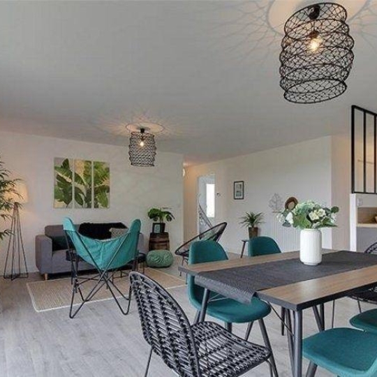  SOLSTICE - MAISON BEBIUM : Maison / Villa | BOURG-DE-PEAGE (26300) | 86 m2 | 255 800 € 