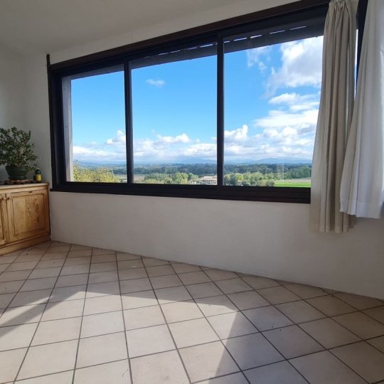  Annonces MONTELIMAR : Maison / Villa | ROCHEMAURE (07400) | 156 m2 | 239 900 &euro; 
