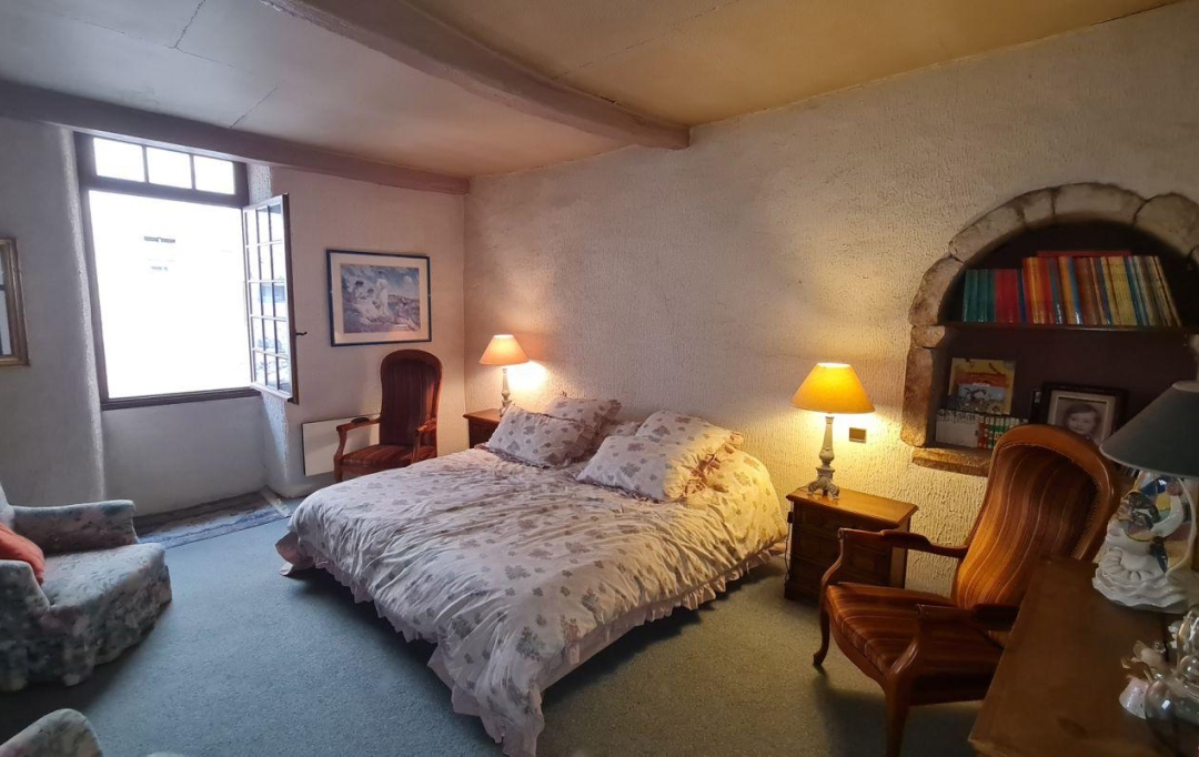 Annonces MONTELIMAR : Maison / Villa | ROCHEMAURE (07400) | 138 m2 | 129 000 &euro; 