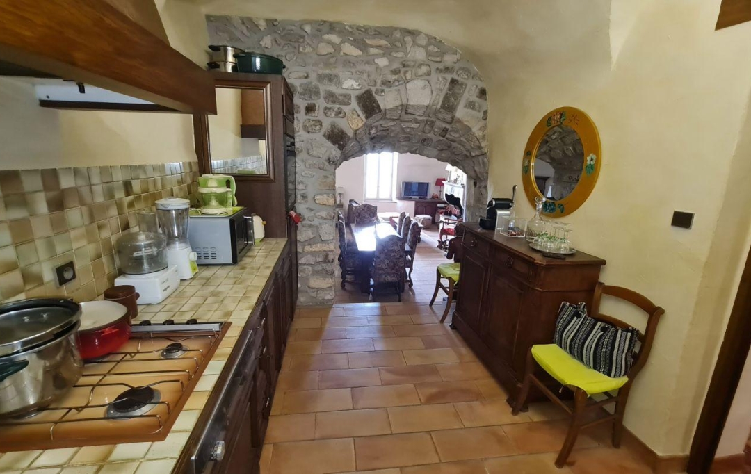 Annonces MONTELIMAR : Maison / Villa | ROCHEMAURE (07400) | 138 m2 | 129 000 &euro; 