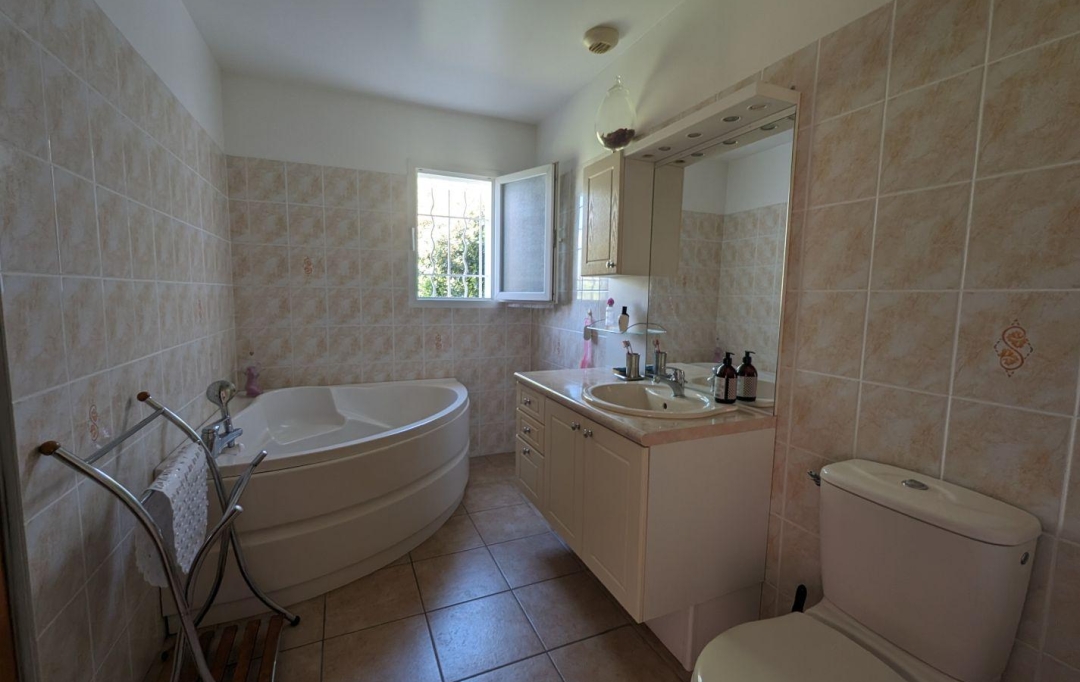 Annonces MONTELIMAR : Maison / Villa | MONTELIMAR (26200) | 124 m2 | 395 000 &euro; 