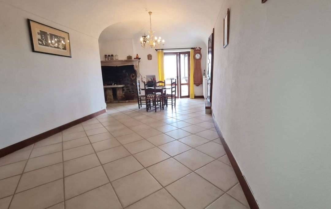 Annonces MONTELIMAR : Maison / Villa | ROCHEMAURE (07400) | 156 m2 | 239 900 &euro; 