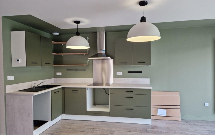 Maison ROCHEMAURE 81 m2 250 350 € Maison ROCHEMAURE 81 m2 250 350 €